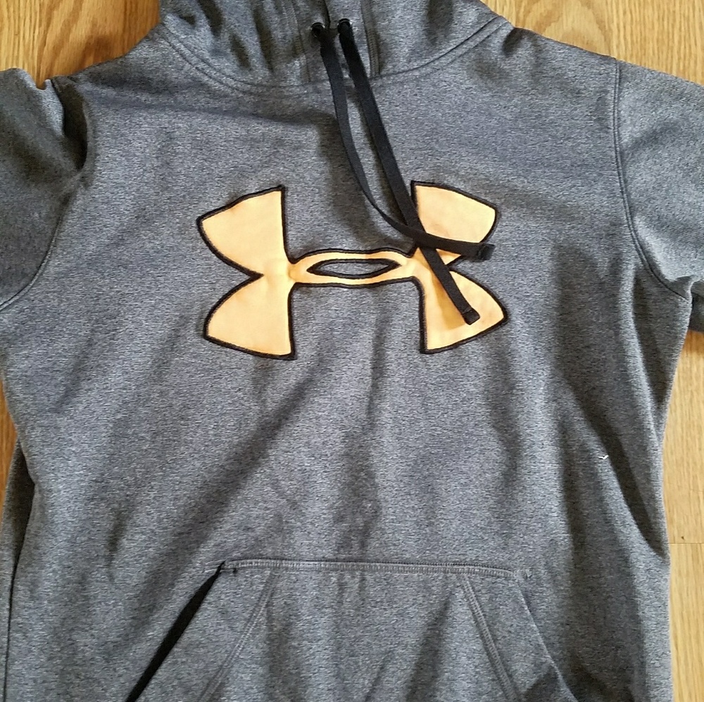 Under Armour Hoodie